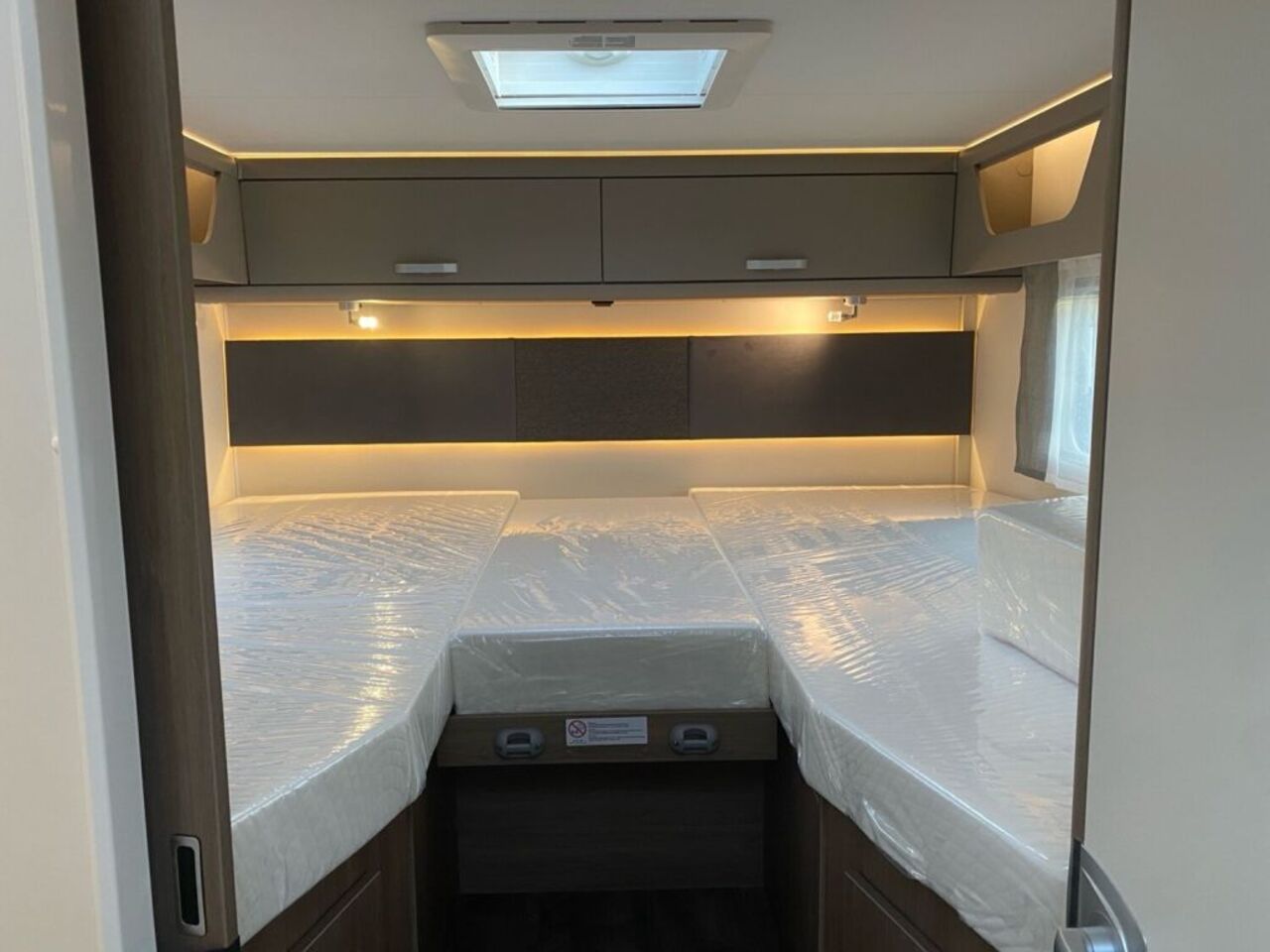 CARADO 457 Pro+ +++ Messewochen +++ Ansicht 17 für Fahrzeugdetailseite