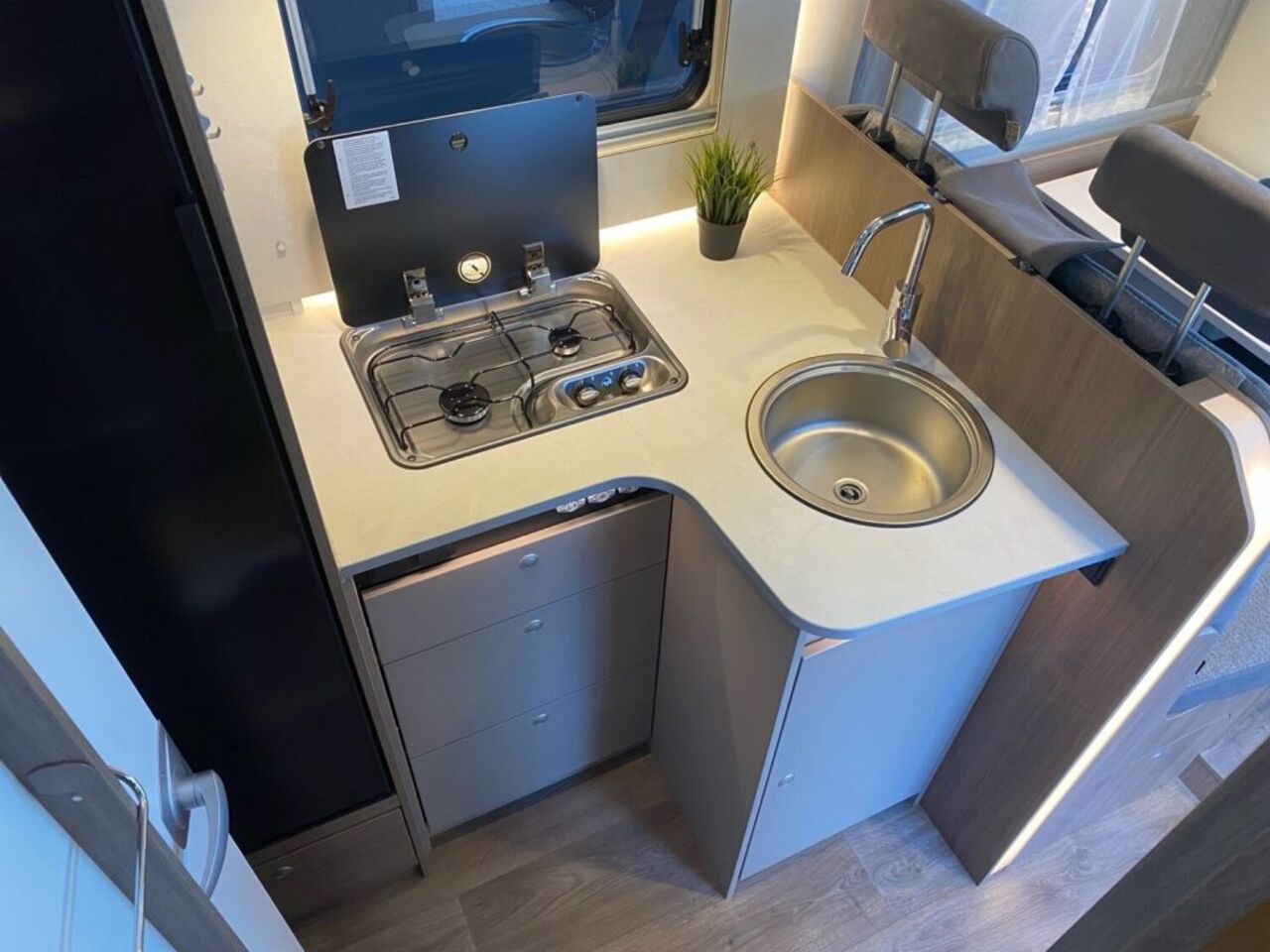 CARADO 328 pro+ +++ Messewochen +++ Ansicht 12 für Fahrzeugdetailseite