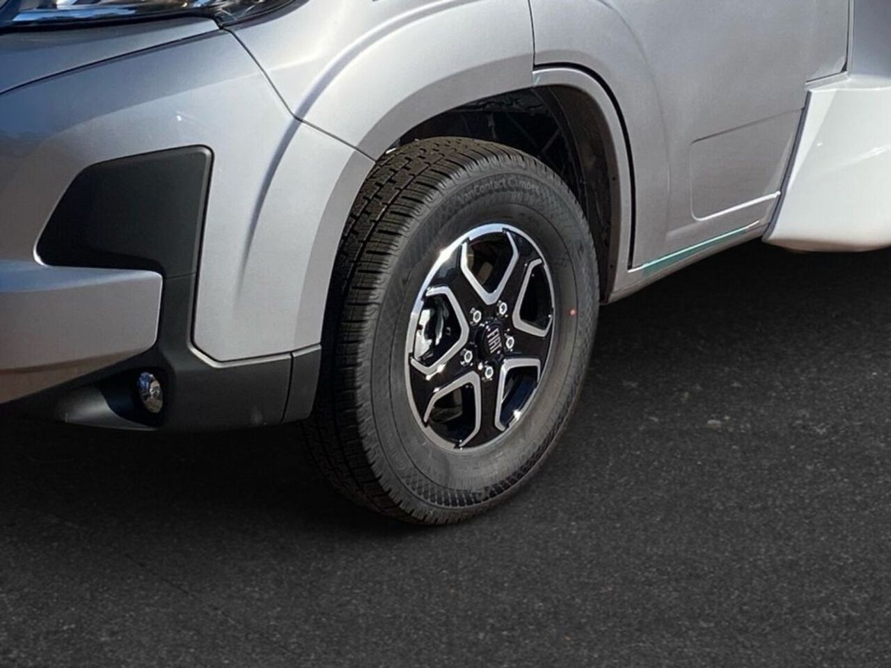 CARADO 328 pro+ +++ Messewochen +++ Ansicht 6 für Fahrzeugdetailseite