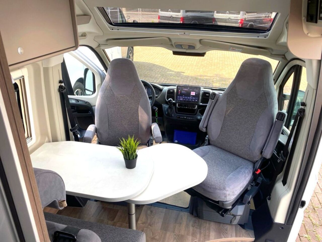 CARADO 600 PRO+ !!! Top‑Preis Garantie !!! Ansicht 12 für Fahrzeugdetailseite