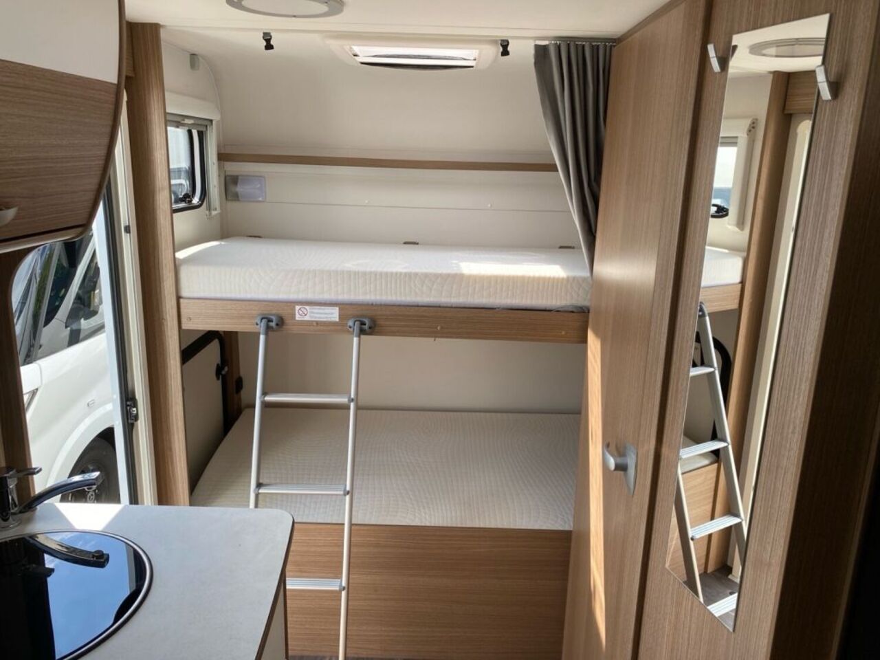 CARADO 461 +++ Messewochen +++ Ansicht 17 für Fahrzeugdetailseite