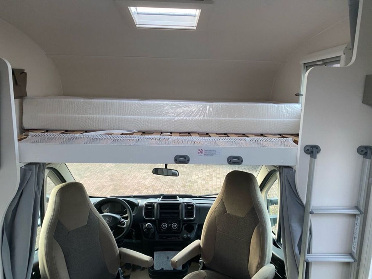 CARADO 132 PRO +++ Messewochen +++ Ansicht 19 für Fahrzeugdetailseite