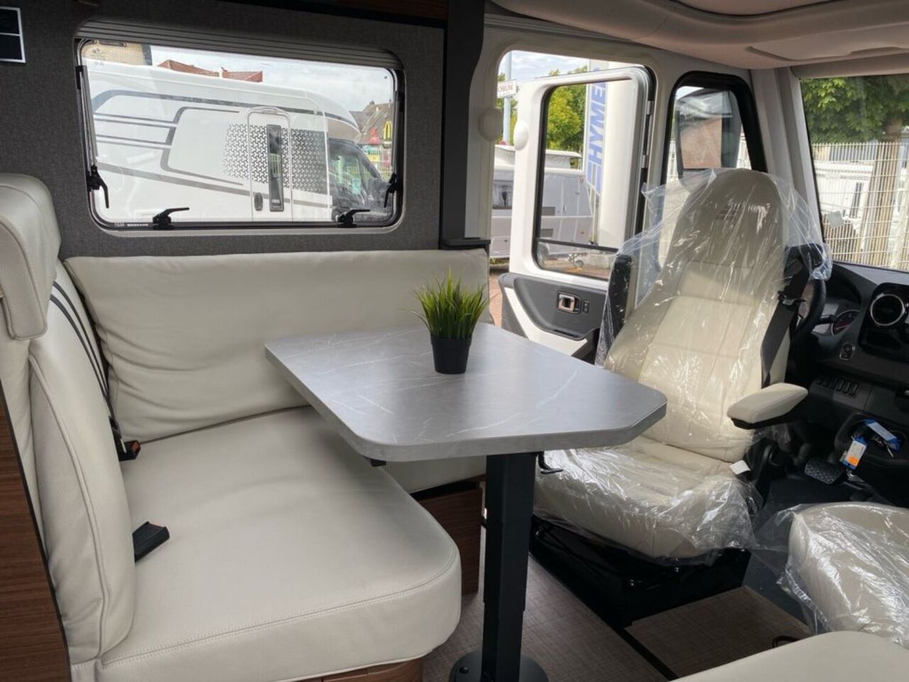 HYMER-ERIBA I 680 +++ Zufriedenheitsgarantie +++ Ansicht 19 für Fahrzeugdetailseite