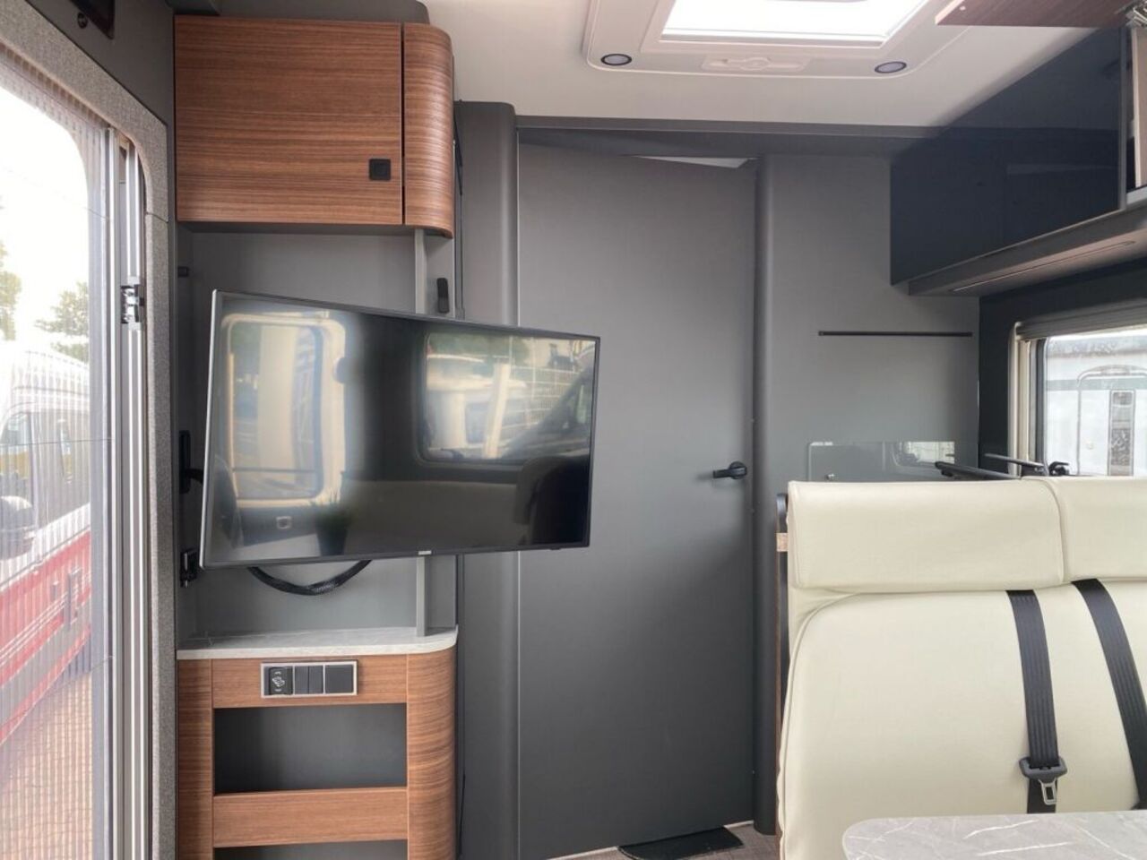 HYMER-ERIBA I 680 !!! Top-Preis Garantie !!! Ansicht 21 für Fahrzeugdetailseite