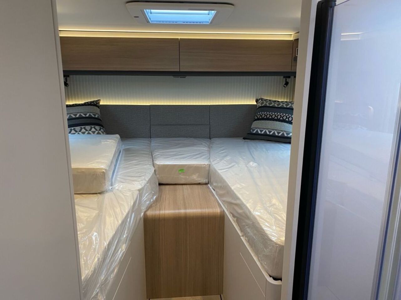 HYMER-ERIBA I 680 +++ Zufriedenheitsgarantie +++ Ansicht 13 für Fahrzeugdetailseite