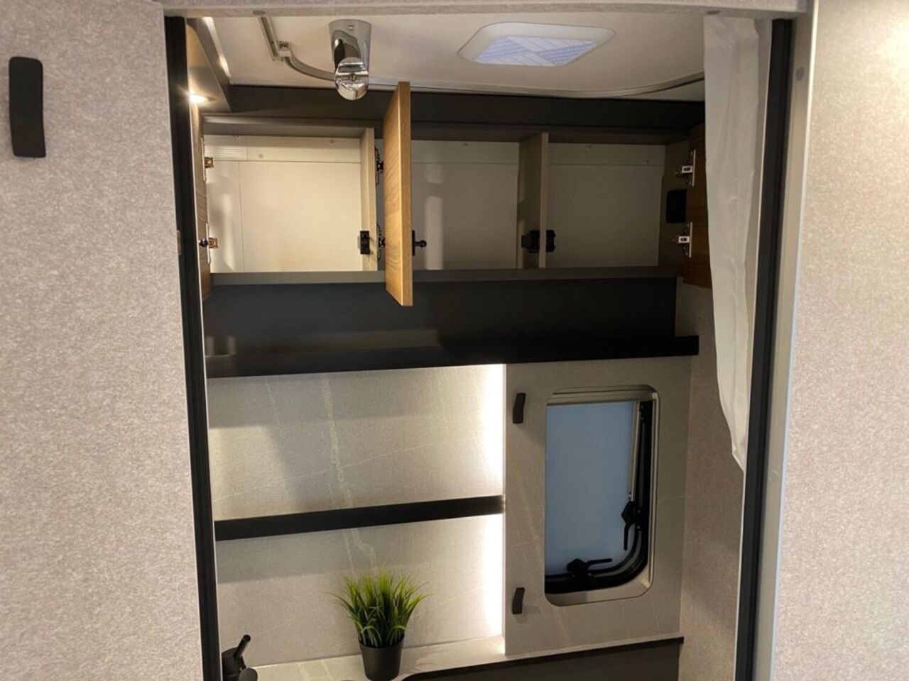 HYMER-ERIBA 442 +++ Zufriedenheitsgarantie +++ Ansicht 12 für Fahrzeugdetailseite