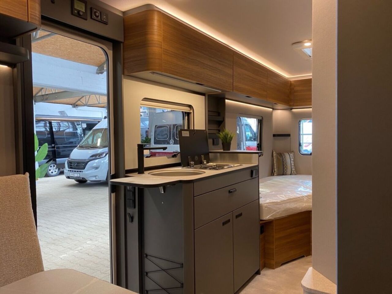 HYMER-ERIBA 442 +++ Zufriedenheitsgarantie +++ Ansicht 9 für Fahrzeugdetailseite