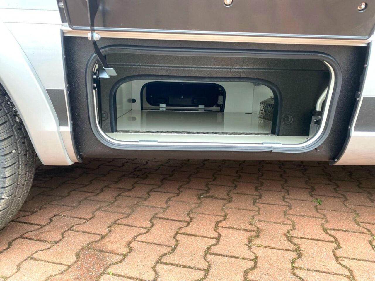 HYMER-ERIBA T 780 BlackLine !!! Top-Preis Garantie !!! Ansicht 22 für Fahrzeugdetailseite
