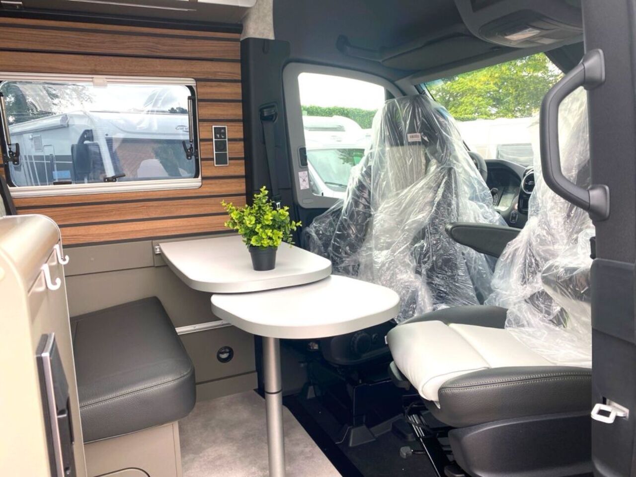 HYMER-ERIBA Grand Canyon S 600 CrossOver CARAVAN SALON DEAL Ansicht 12 für Fahrzeugdetailseite