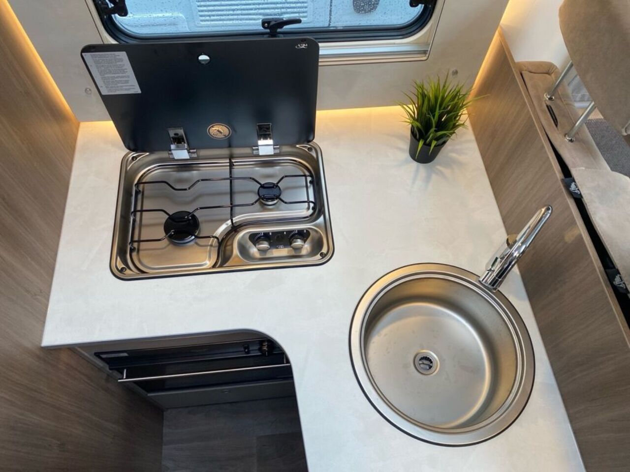 CARADO 447 +++ Messewochen +++ Ansicht 14 für Fahrzeugdetailseite