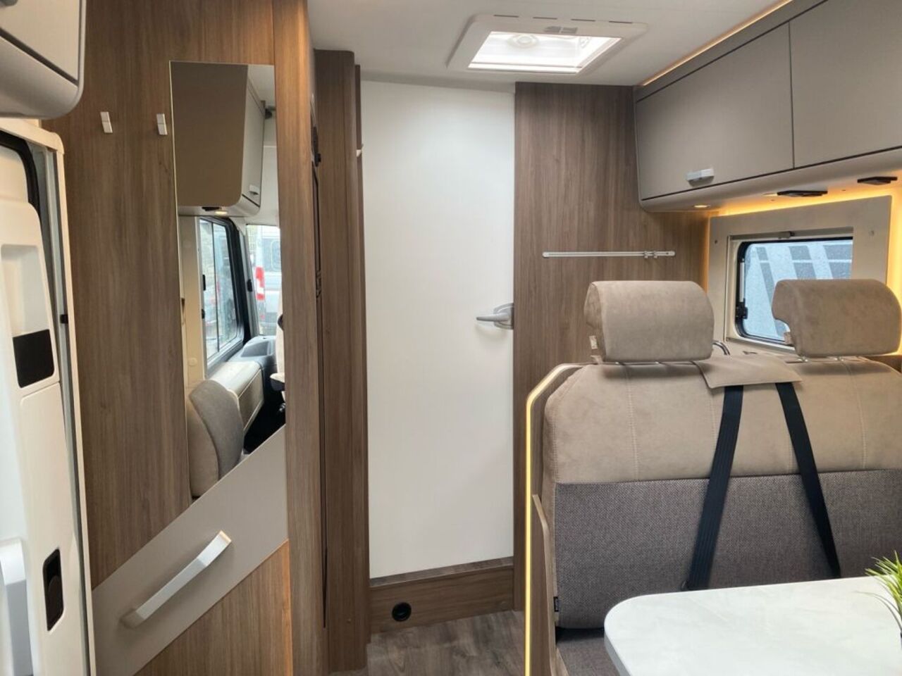 CARADO 447 +++ Messewochen +++ Ansicht 20 für Fahrzeugdetailseite