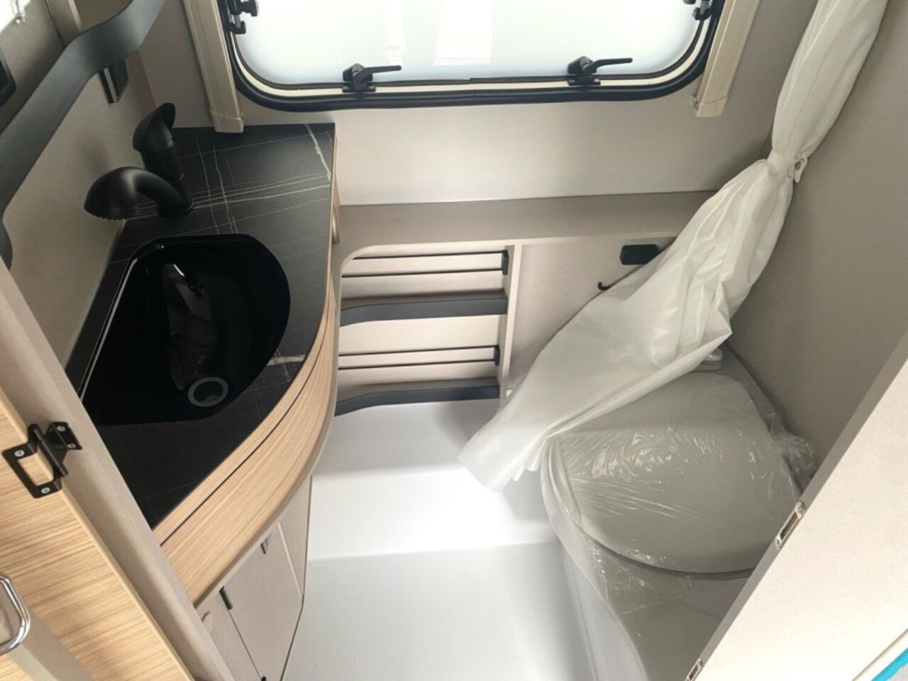 HYMER-ERIBA 530 !!! TopPreis+Service !!! Ansicht 9 für Fahrzeugdetailseite