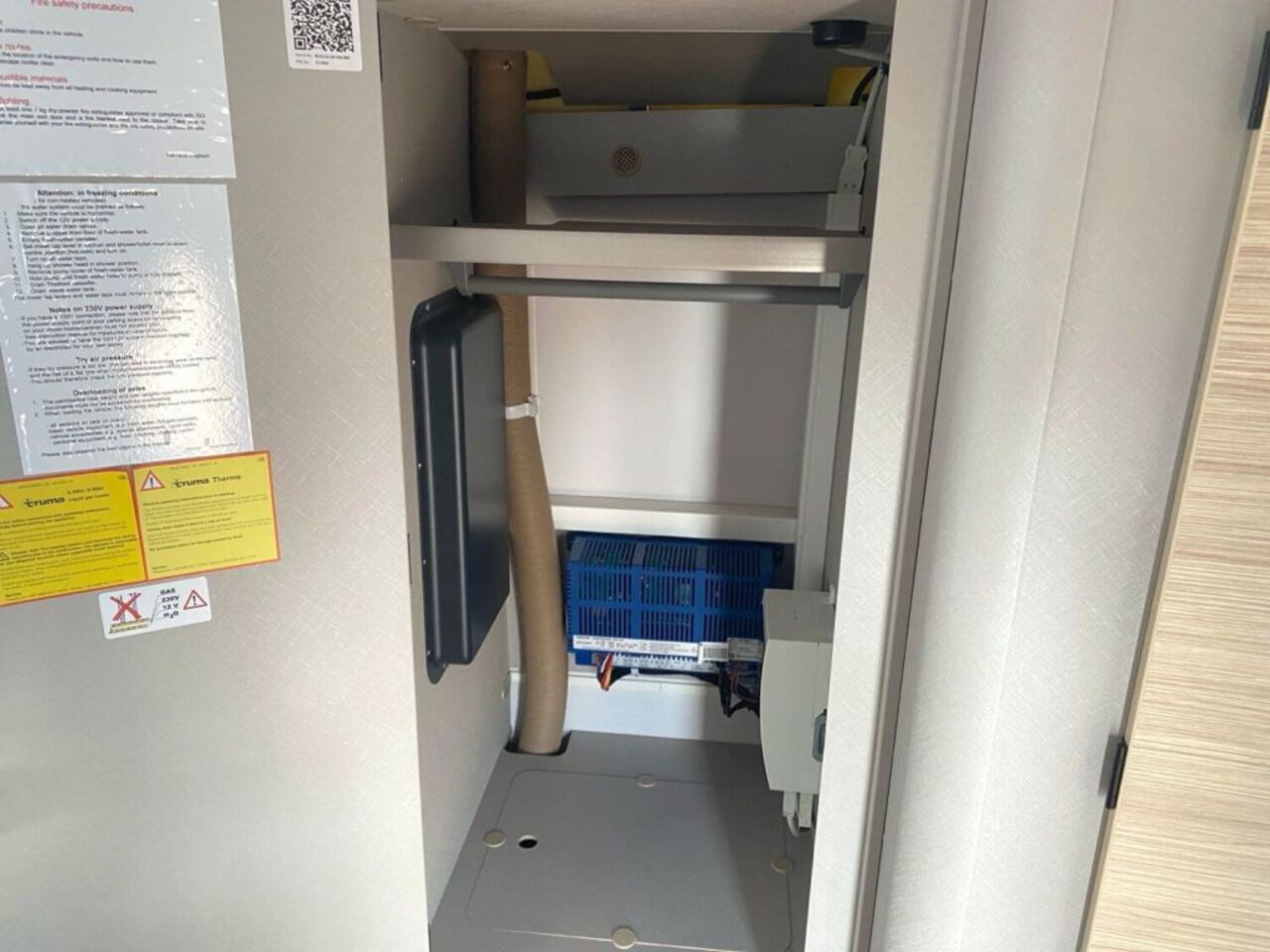 HYMER-ERIBA 420  !!! Abverkauf Vorführwagen !!! Ansicht 15 für Fahrzeugdetailseite