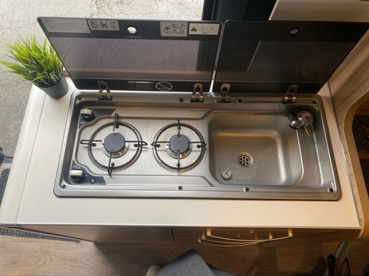 HYMER-ERIBA Ayers Rock +++ Messewochen +++ Ansicht 10 für Fahrzeugdetailseite