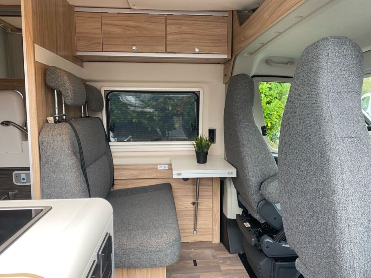 HYMER-ERIBA Ayers Rock +++ Messewochen +++ Ansicht 16 für Fahrzeugdetailseite