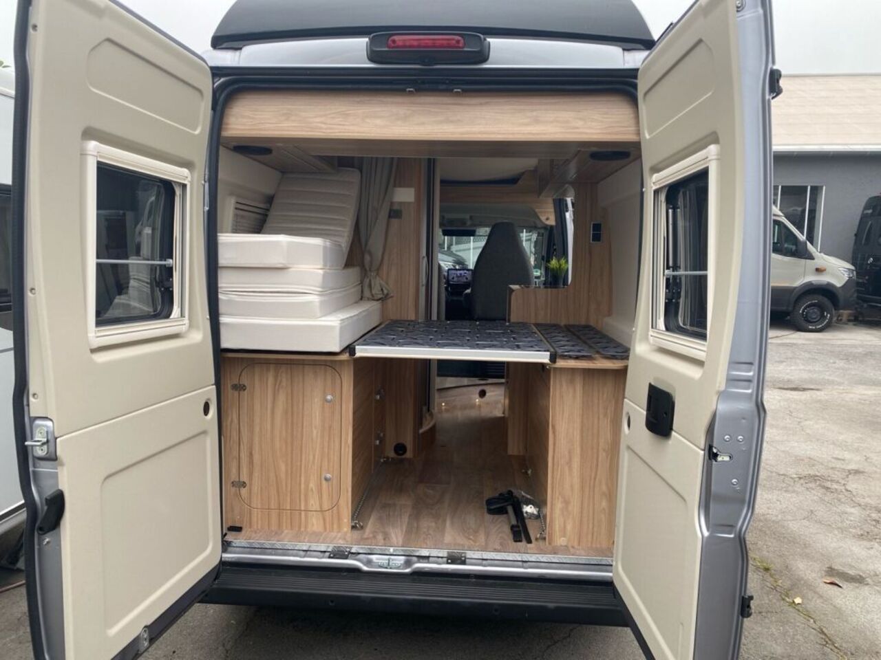 HYMER-ERIBA Ayers Rock +++ Messewochen +++ Ansicht 19 für Fahrzeugdetailseite