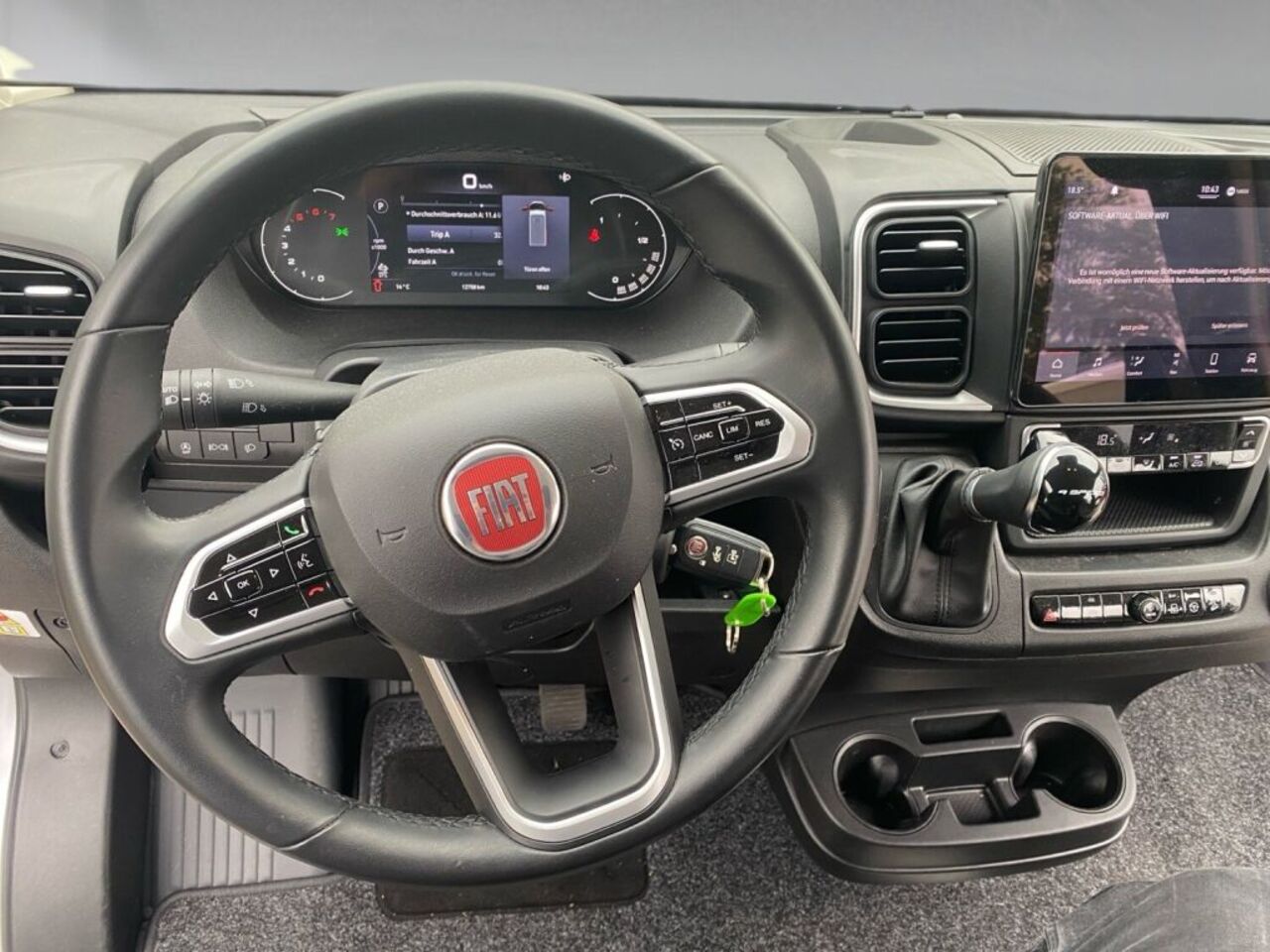 HYMER-ERIBA Ayers Rock +++ Messewochen +++ Ansicht 6 für Fahrzeugdetailseite