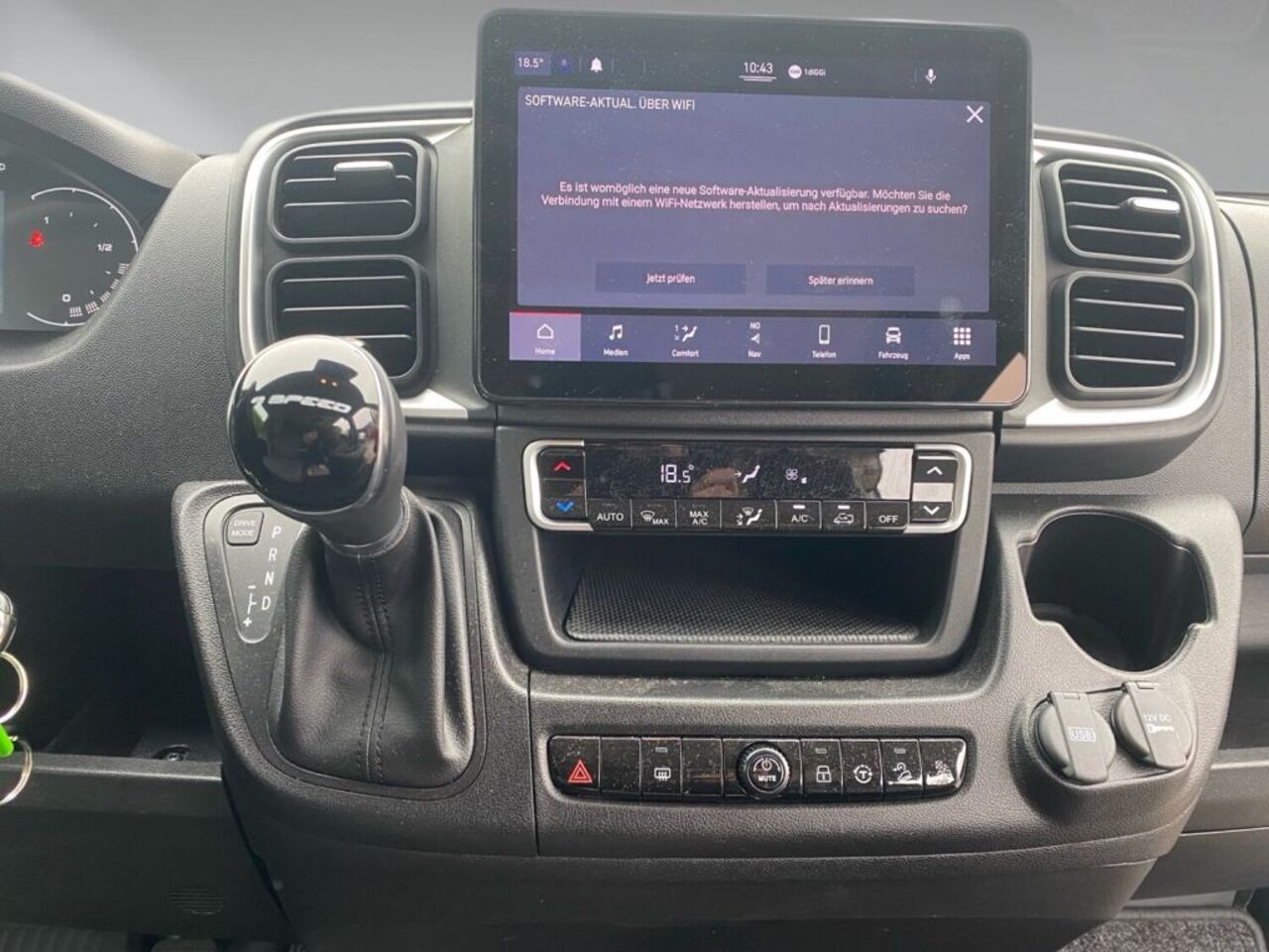 HYMER-ERIBA Ayers Rock +++ Messewochen +++ Ansicht 7 für Fahrzeugdetailseite