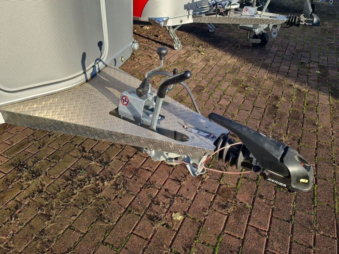 HYMER-ERIBA 542 Ihr Vorteil. Unser Service. Ansicht 26 für Fahrzeugdetailseite