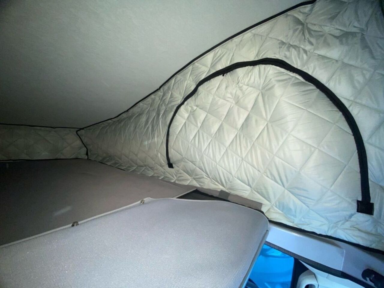 CROSSCAMP Base X Ihr Vorteil. Unser Service. Ansicht 21 für Fahrzeugdetailseite