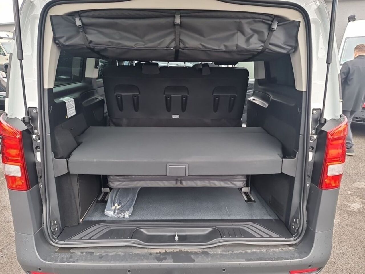 CROSSCAMP Base X Ihr Vorteil. Unser Service. Ansicht 26 für Fahrzeugdetailseite