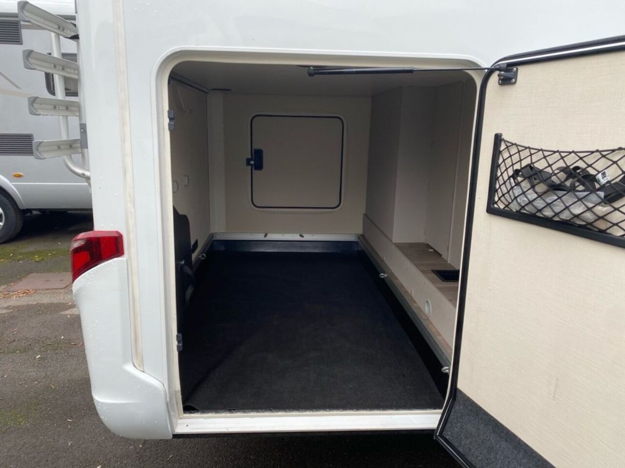 HYMER-ERIBA 580 Pure MwSt ausweisbar! Ansicht 22 für Fahrzeugdetailseite