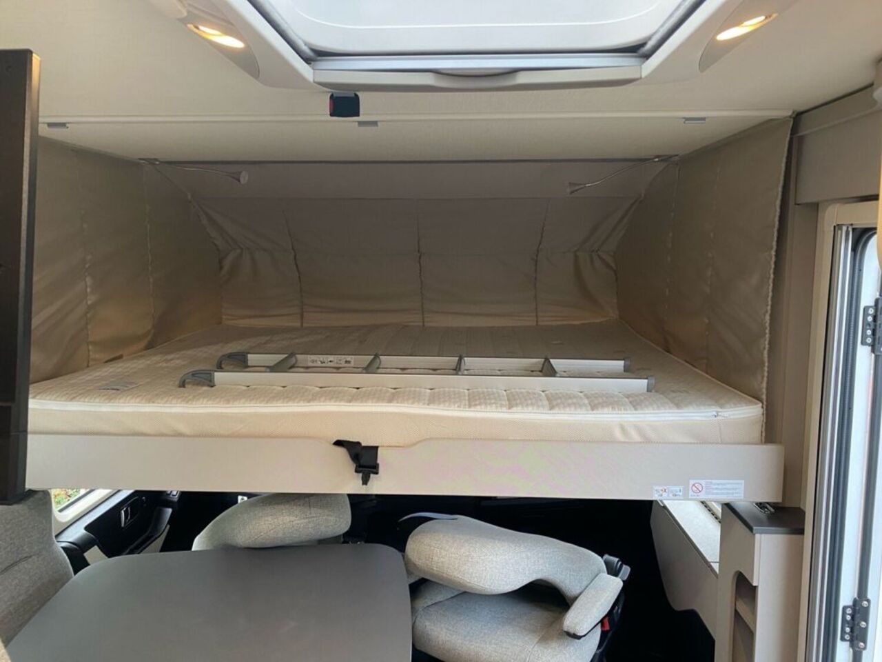 HYMER-ERIBA 474 +++ Zufriedenheitsgarantie +++ Ansicht 16 für Fahrzeugdetailseite