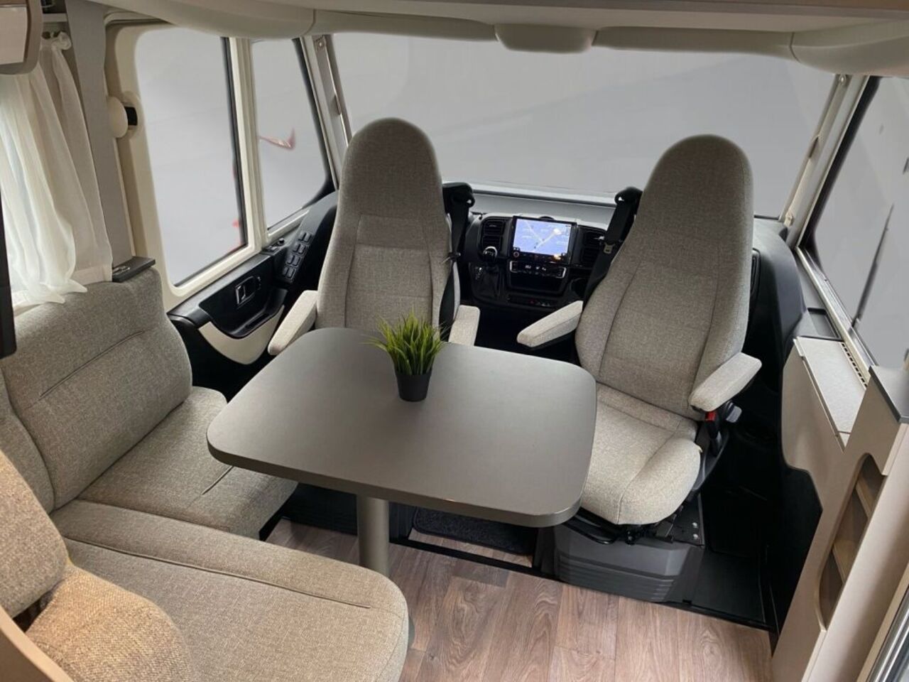 HYMER-ERIBA 474 +++ Zufriedenheitsgarantie +++ Ansicht 9 für Fahrzeugdetailseite