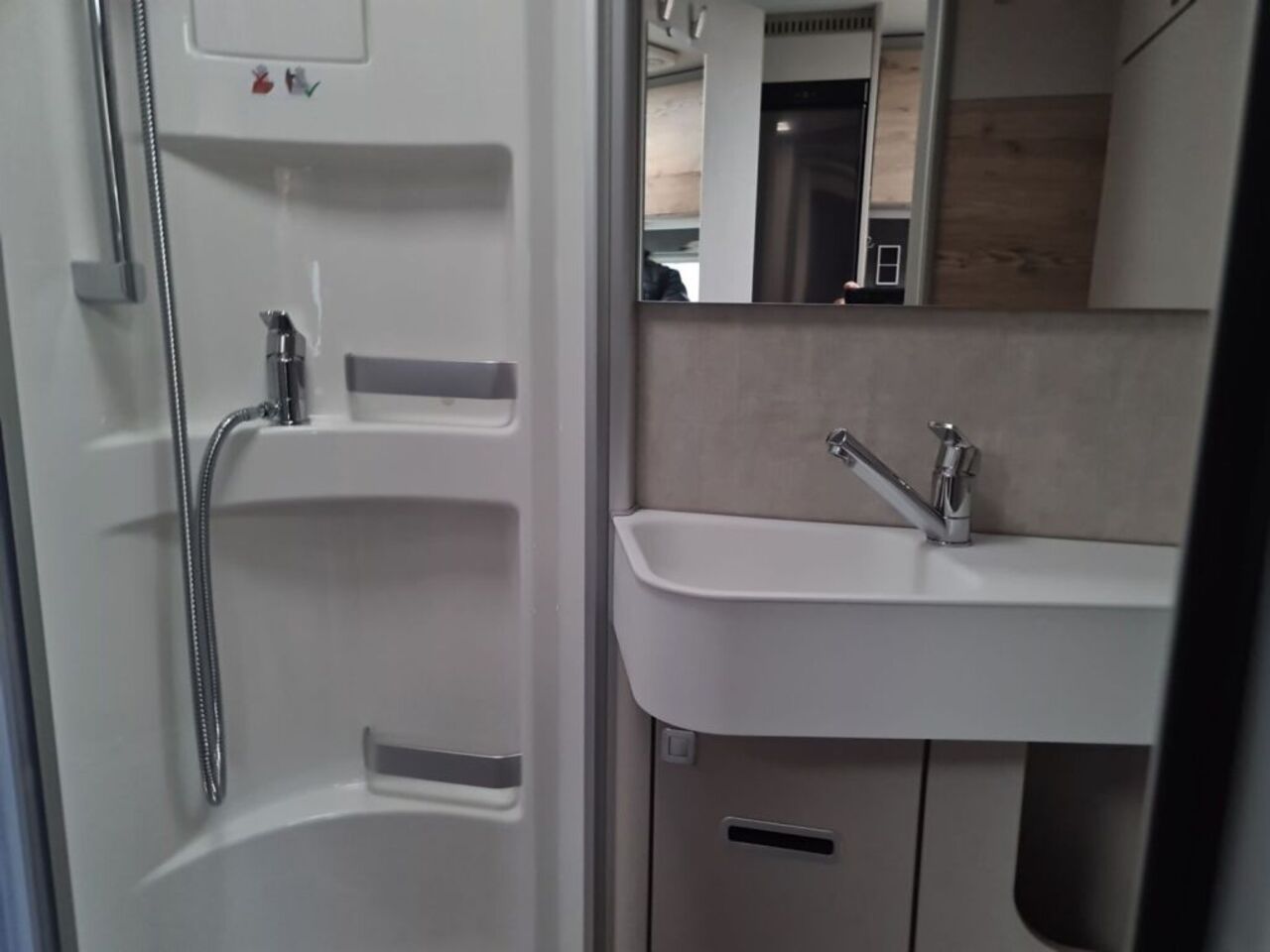 HYMER-ERIBA 580 Pure +++ Zufriedenheitsgarantie +++ Ansicht 16 für Fahrzeugdetailseite