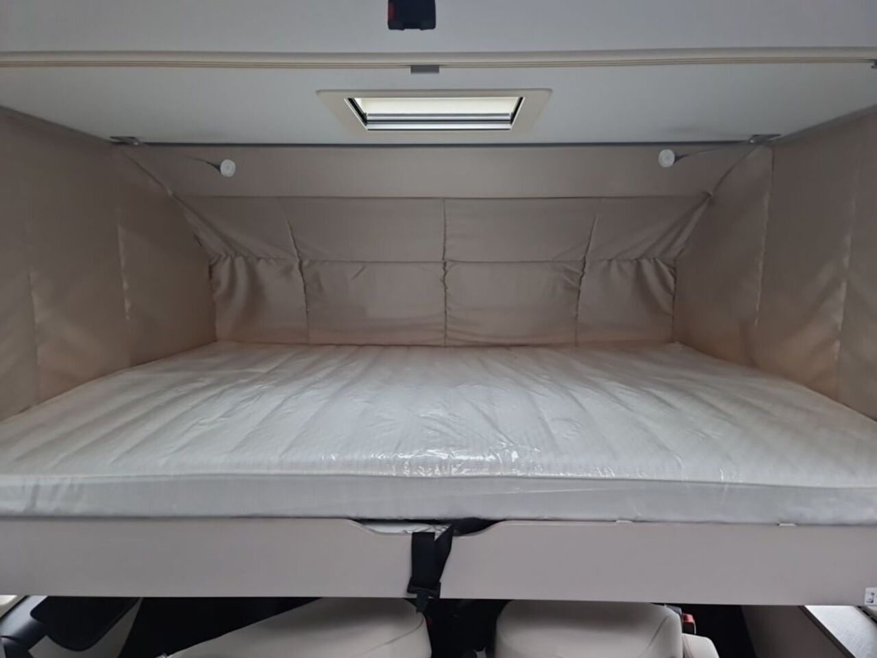 HYMER-ERIBA 580 Pure +++ Zufriedenheitsgarantie +++ Ansicht 18 für Fahrzeugdetailseite