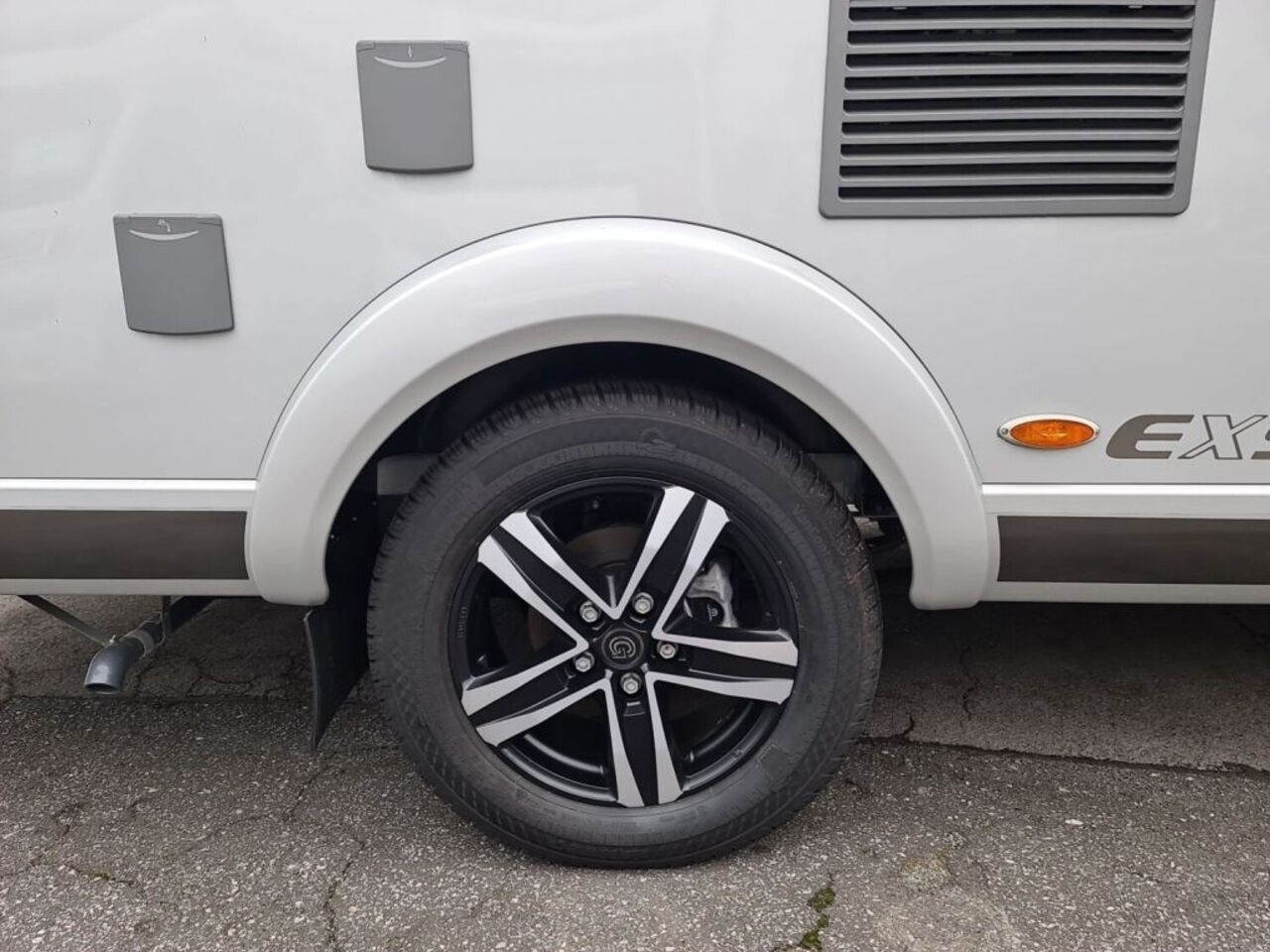 HYMER-ERIBA 580 Pure Ihr Vorteil. Unser Service. Ansicht 22 für Fahrzeugdetailseite