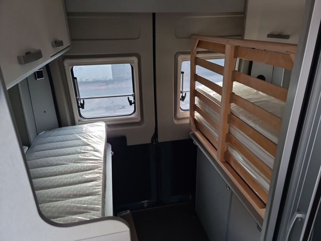 HYMER-ERIBA 540 Campus Ihr Vorteil. Unser Service. Ansicht 17 für Fahrzeugdetailseite