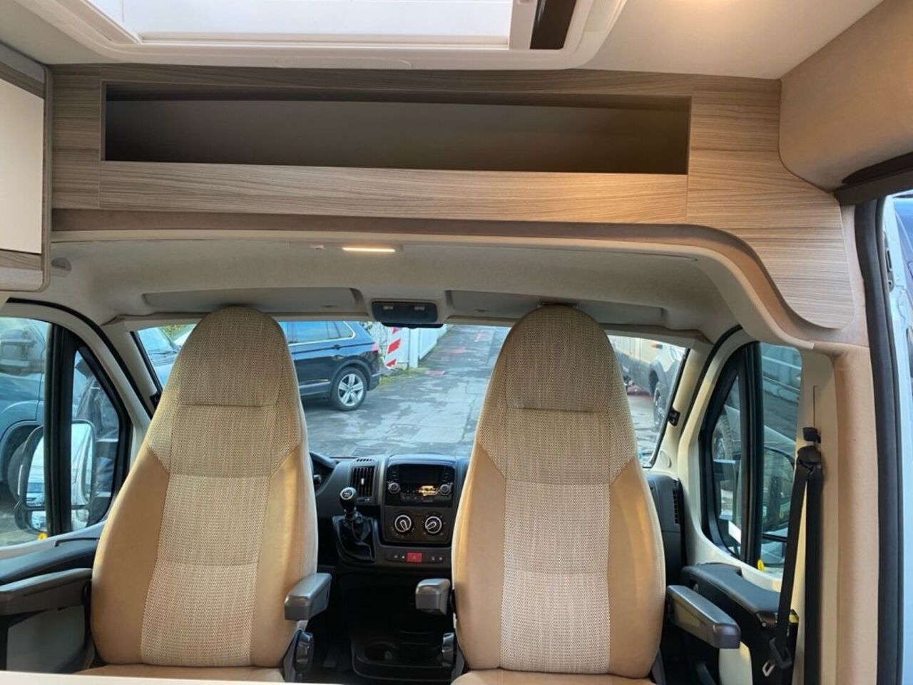 MEGAMOBIL 600 +++ Messewochen +++ Ansicht 18 für Fahrzeugdetailseite