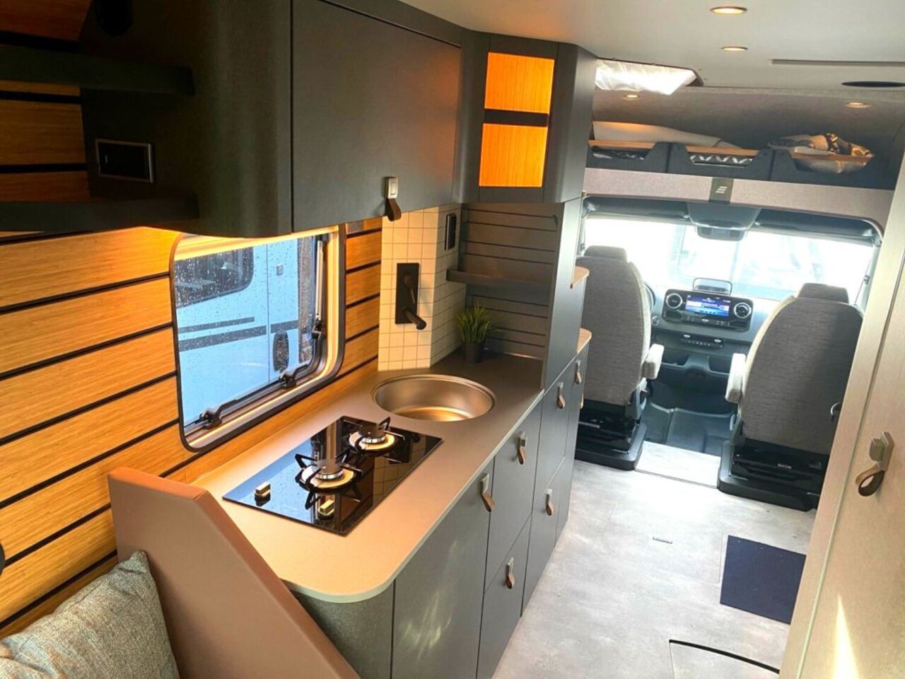 HYMER-ERIBA S +++ Messewochen +++ Ansicht 11 für Fahrzeugdetailseite