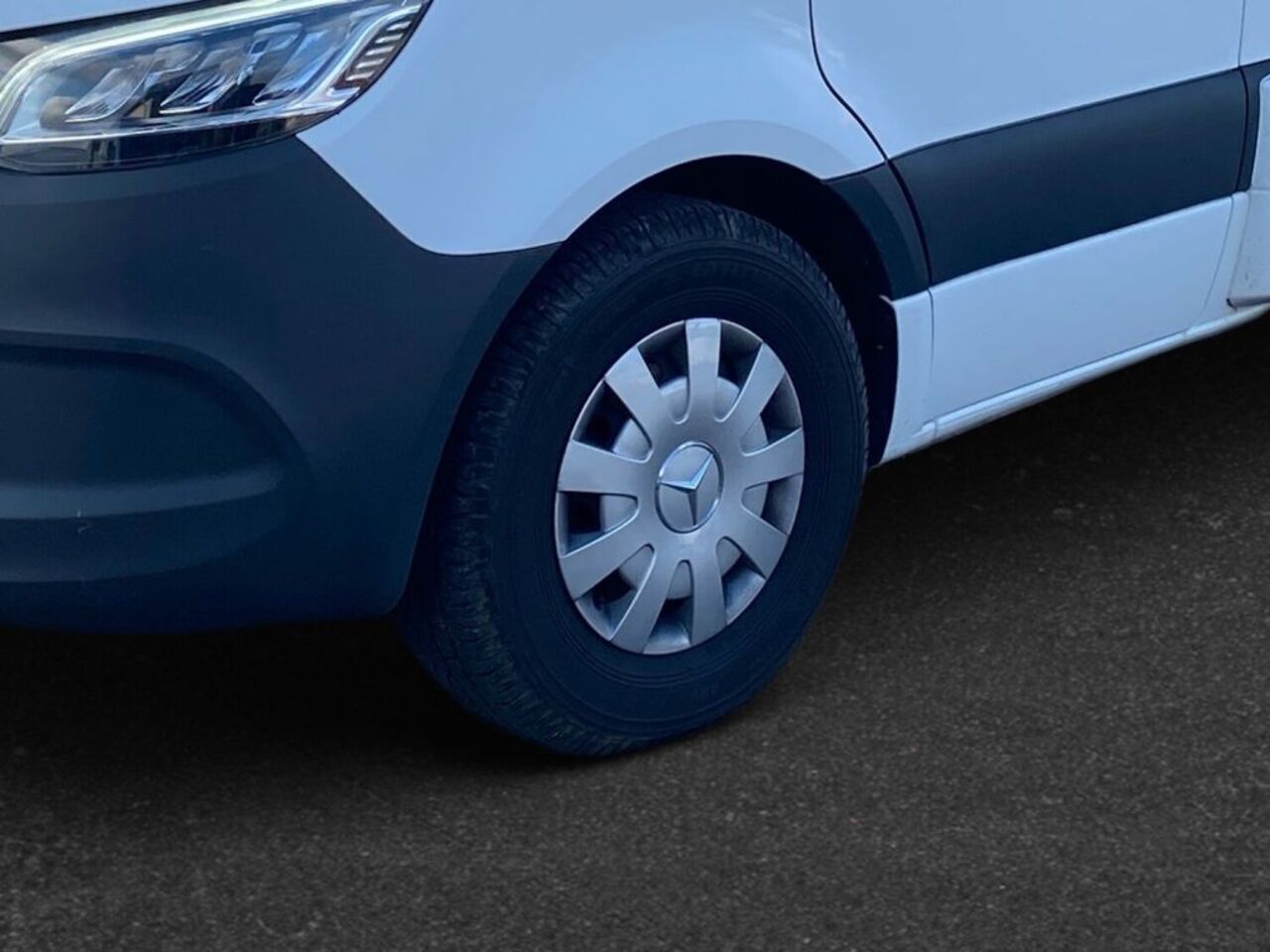 HYMER-ERIBA T 580 +++ Messewochen +++ Ansicht 6 für Fahrzeugdetailseite