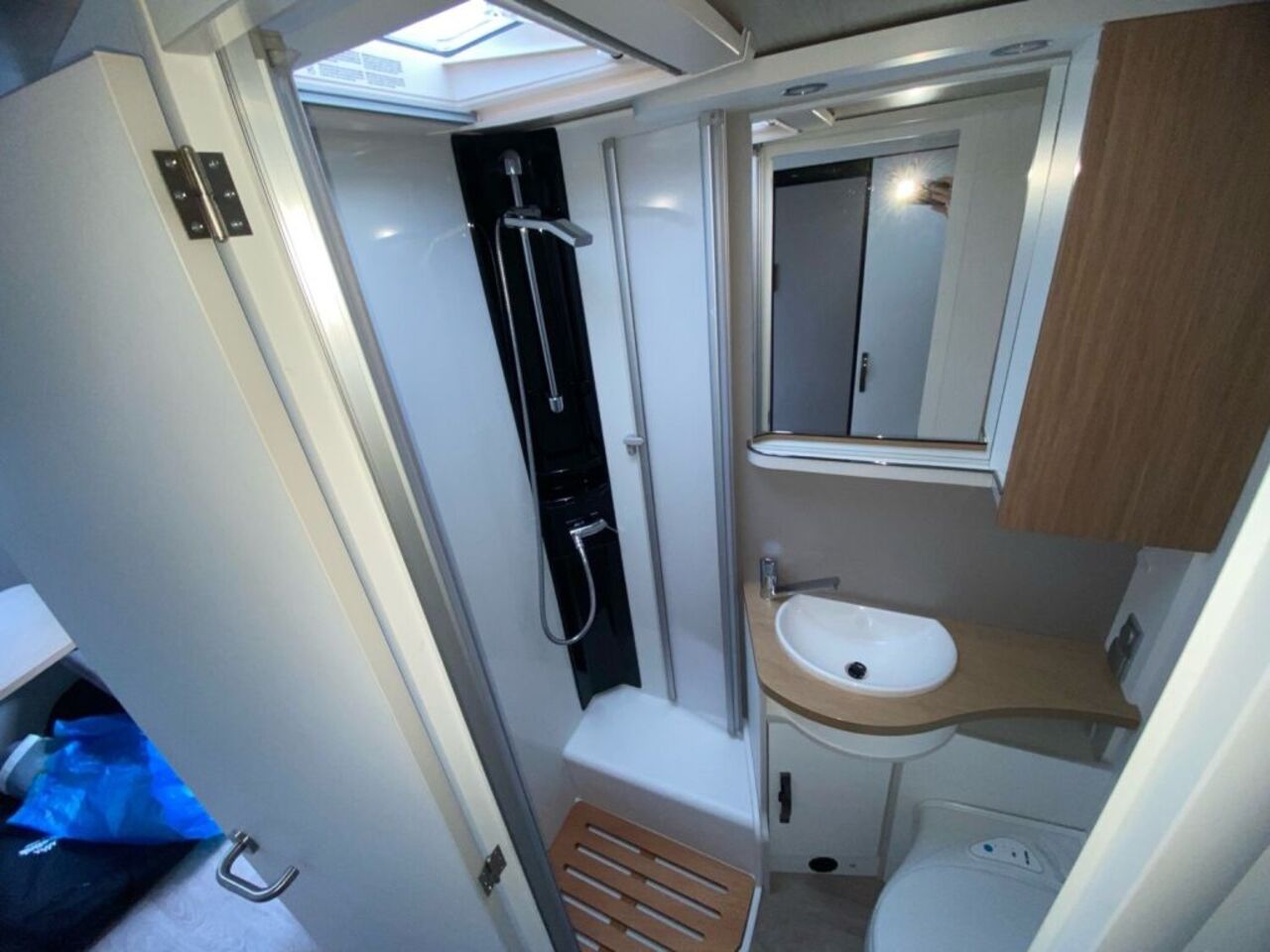 HYMER-ERIBA 620 +++ Messewochen +++ Ansicht 14 für Fahrzeugdetailseite