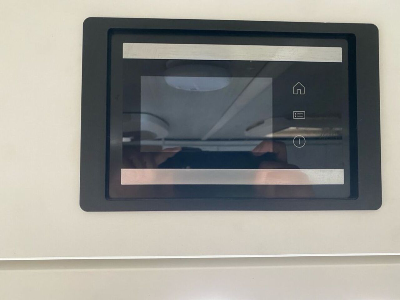 HYMER-ERIBA 620 +++ Messewochen +++ Ansicht 18 für Fahrzeugdetailseite