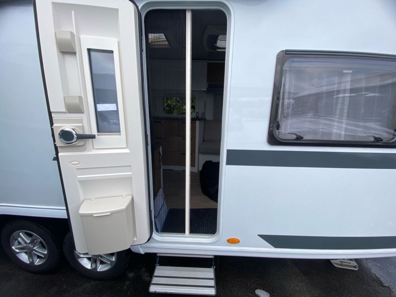 HYMER-ERIBA 620 +++ Messewochen +++ Ansicht 6 für Fahrzeugdetailseite