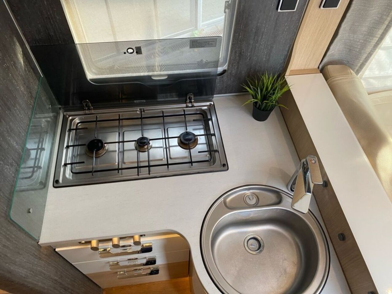 HYMER-ERIBA I 790 +++ Messewochen +++ Ansicht 14 für Fahrzeugdetailseite