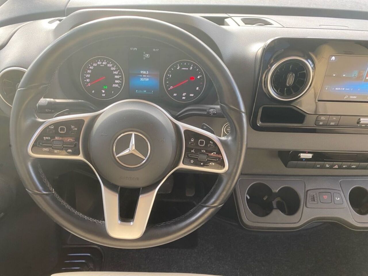 HYMER-ERIBA I 790 +++ Messewochen +++ Ansicht 8 für Fahrzeugdetailseite