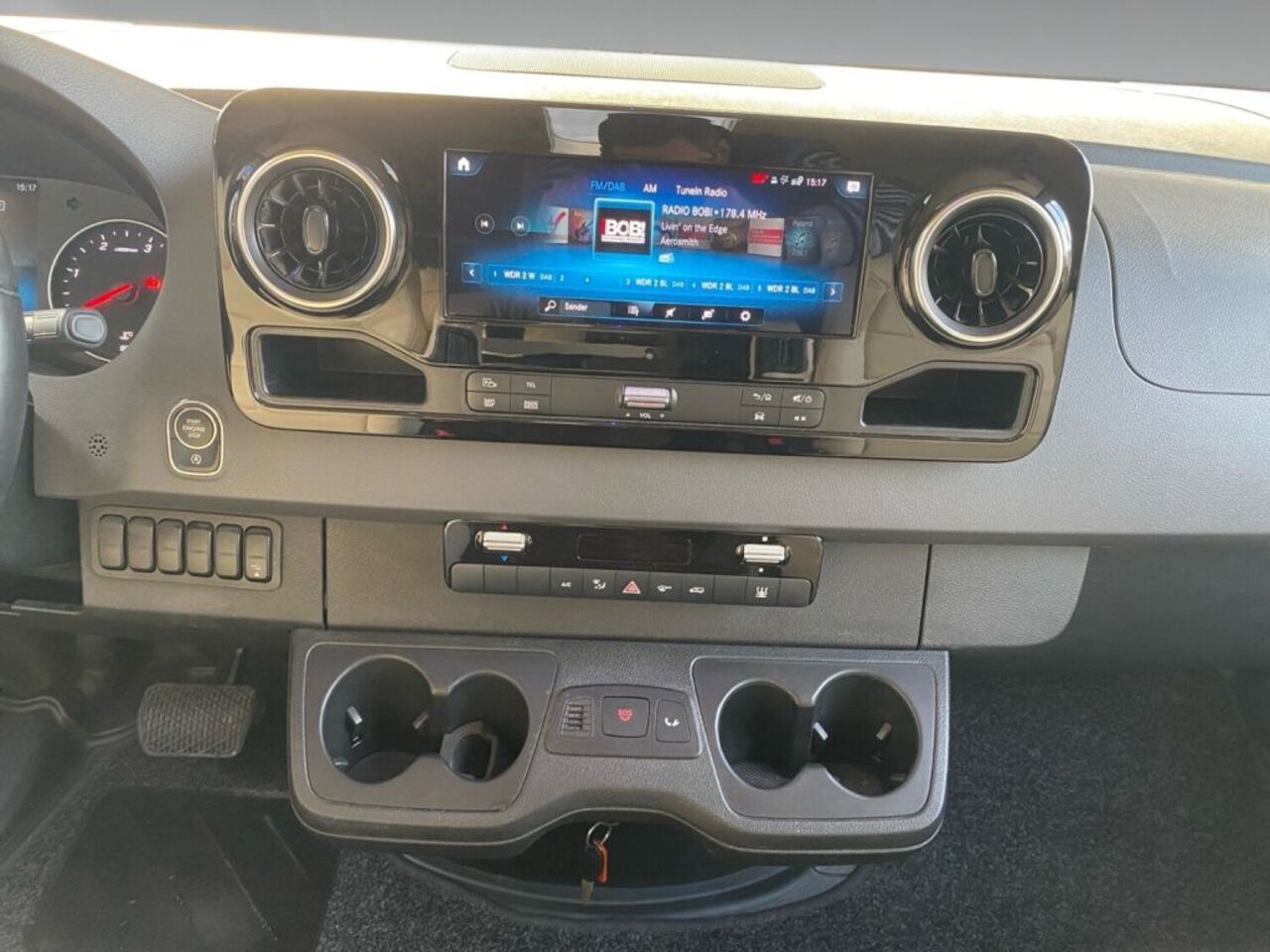 HYMER-ERIBA I 790 +++ Messewochen +++ Ansicht 9 für Fahrzeugdetailseite