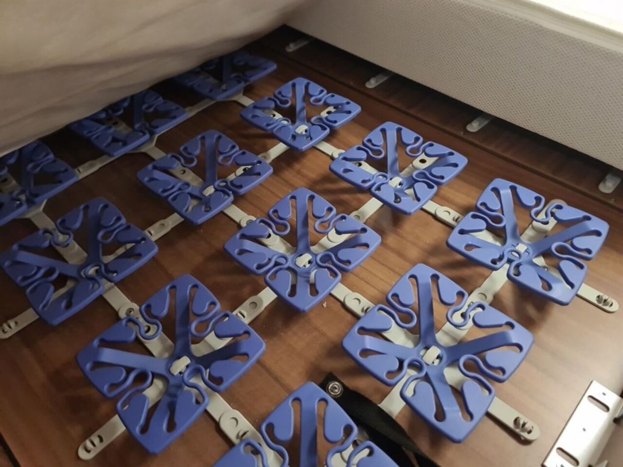 HYMER-ERIBA 704 PremiumLine Hydr. Hubstützen Ansicht 19 für Fahrzeugdetailseite