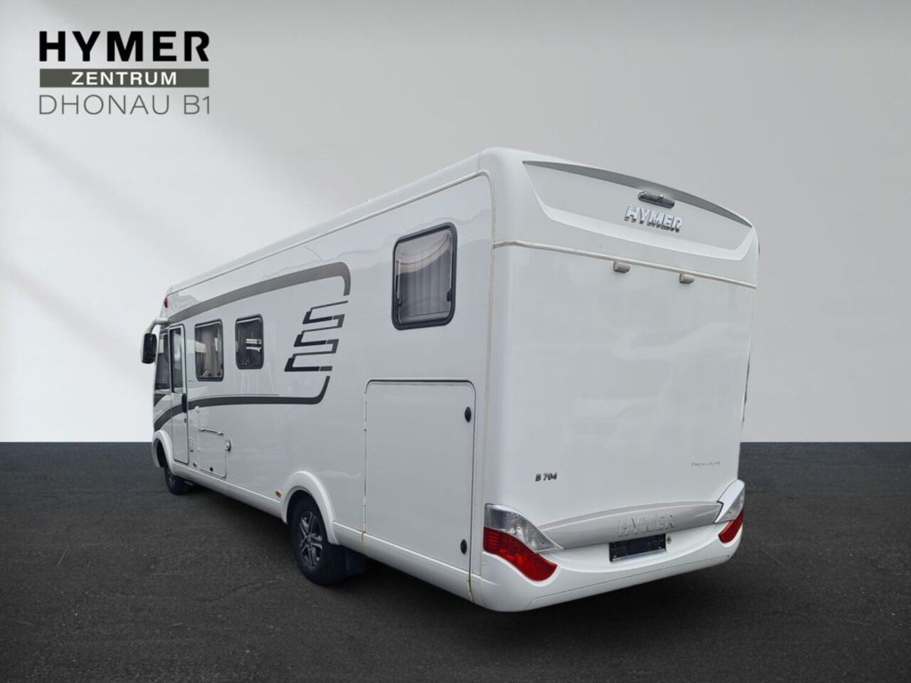 HYMER-ERIBA 704 PremiumLine Hydr. Hubstützen Ansicht 5 für Fahrzeugdetailseite