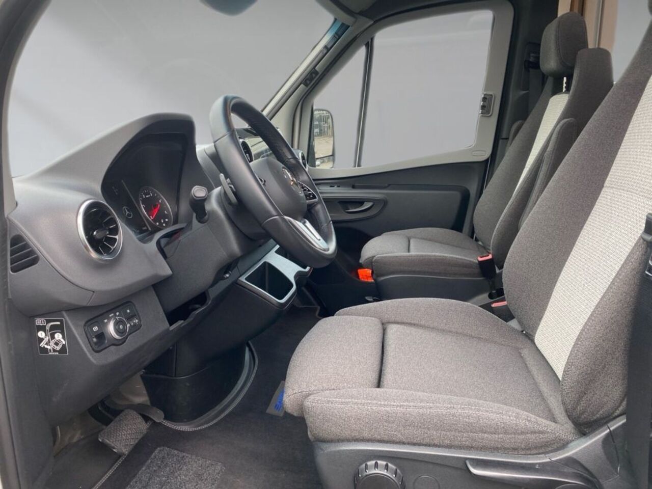 HYMER-ERIBA T 580 NW Anschlussgarantie bis 05/28 Ansicht 7 für Fahrzeugdetailseite