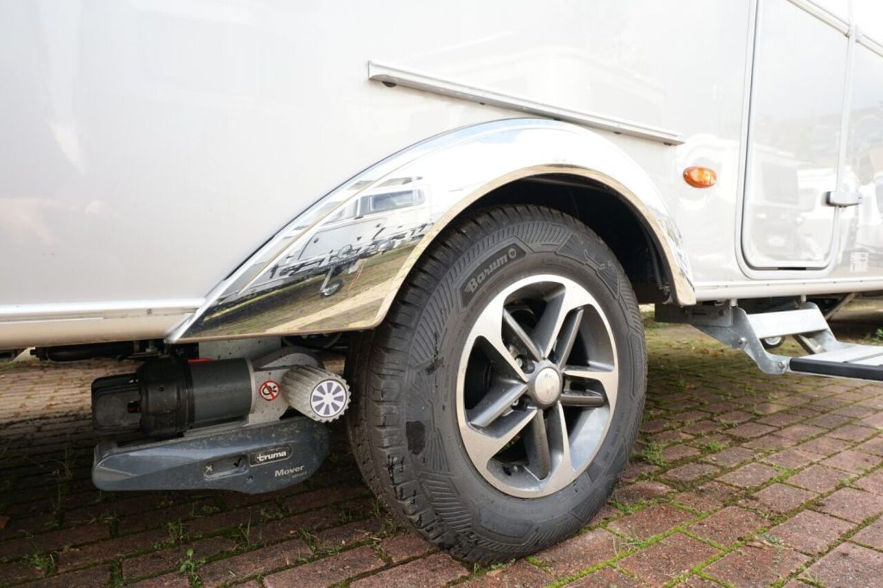 HYMER-ERIBA 642 Ihr Vorteil. Unser Service. Ansicht 15 für Fahrzeugdetailseite