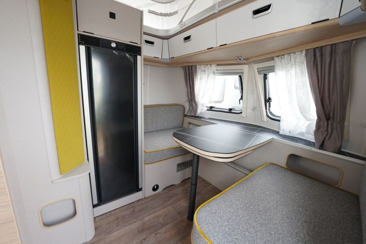 HYMER-ERIBA 642 Ihr Vorteil. Unser Service. Ansicht 4 für Fahrzeugdetailseite