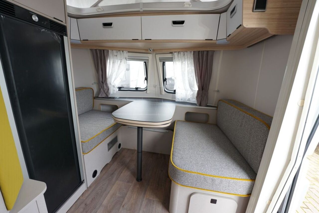 HYMER-ERIBA 642 Ihr Vorteil. Unser Service. Ansicht 5 für Fahrzeugdetailseite