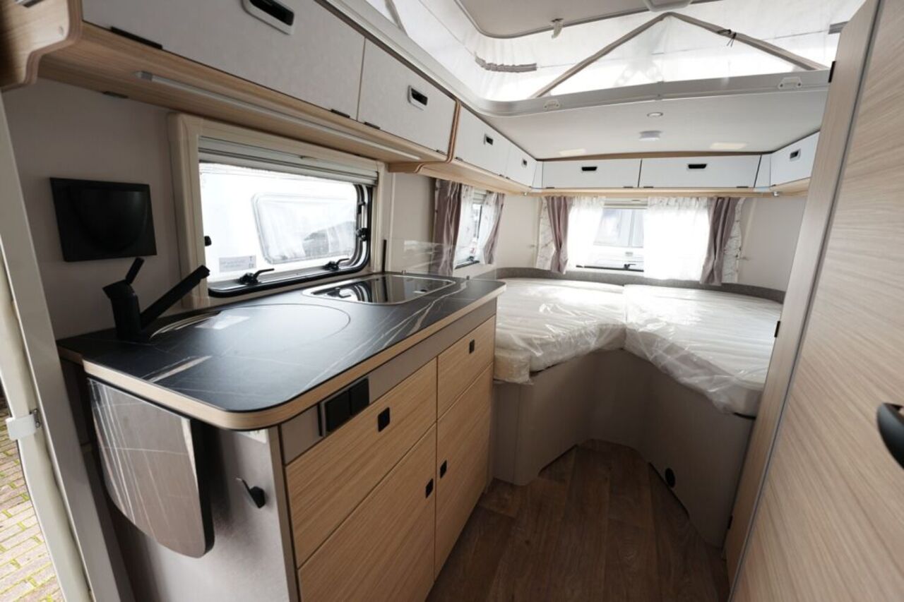 HYMER-ERIBA 642 Ihr Vorteil. Unser Service. Ansicht 8 für Fahrzeugdetailseite