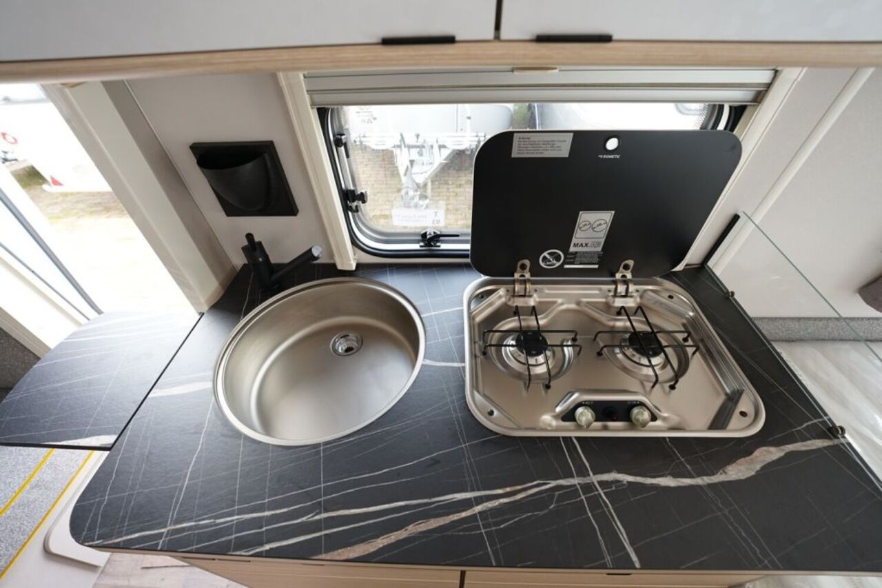 HYMER-ERIBA 642 Ihr Vorteil. Unser Service. Ansicht 9 für Fahrzeugdetailseite