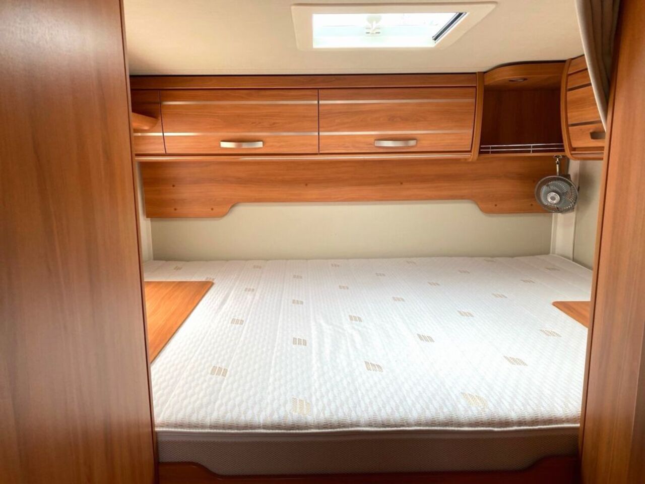 HYMER-ERIBA 560 Ihr Vorteil. Unser Service. Ansicht 17 für Fahrzeugdetailseite